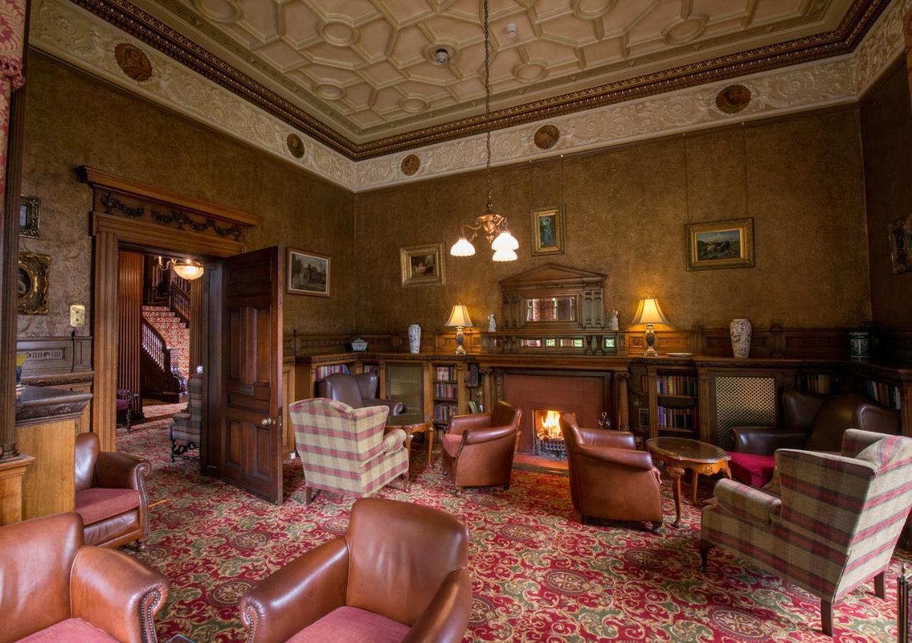 Macdonald Norwood Hall Hotel Aberdeen Extérieur photo